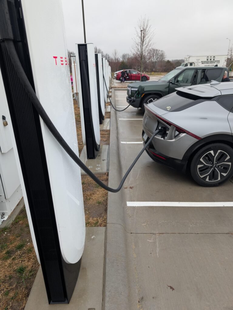 Can Mercedes Ev Use Tesla Charger